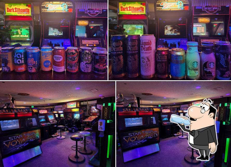Retro Replay Arcade & Bar