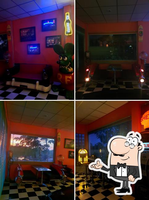 ร้านบ้านรถแดง