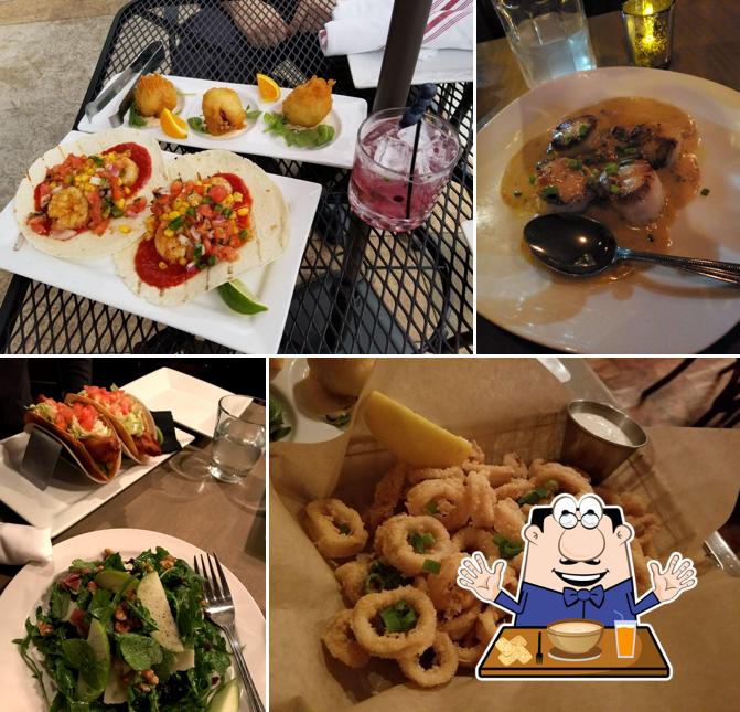 Share Kitchen & Bar Room