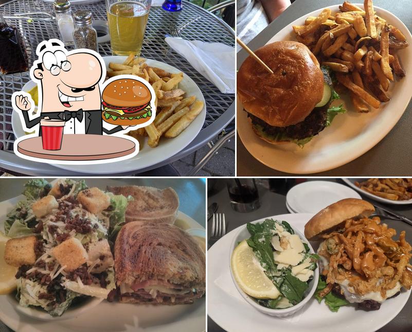 Jester's Court Pub & Eatery