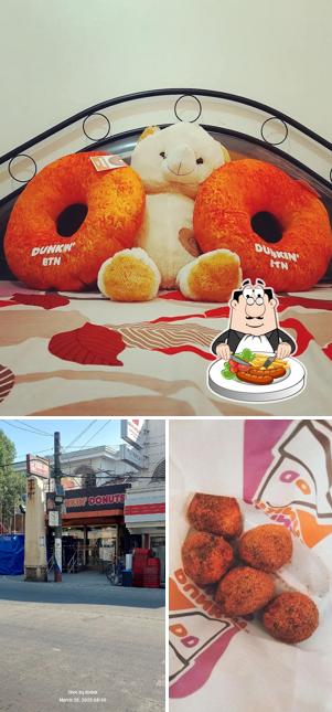 Dunkin' Donuts Polo