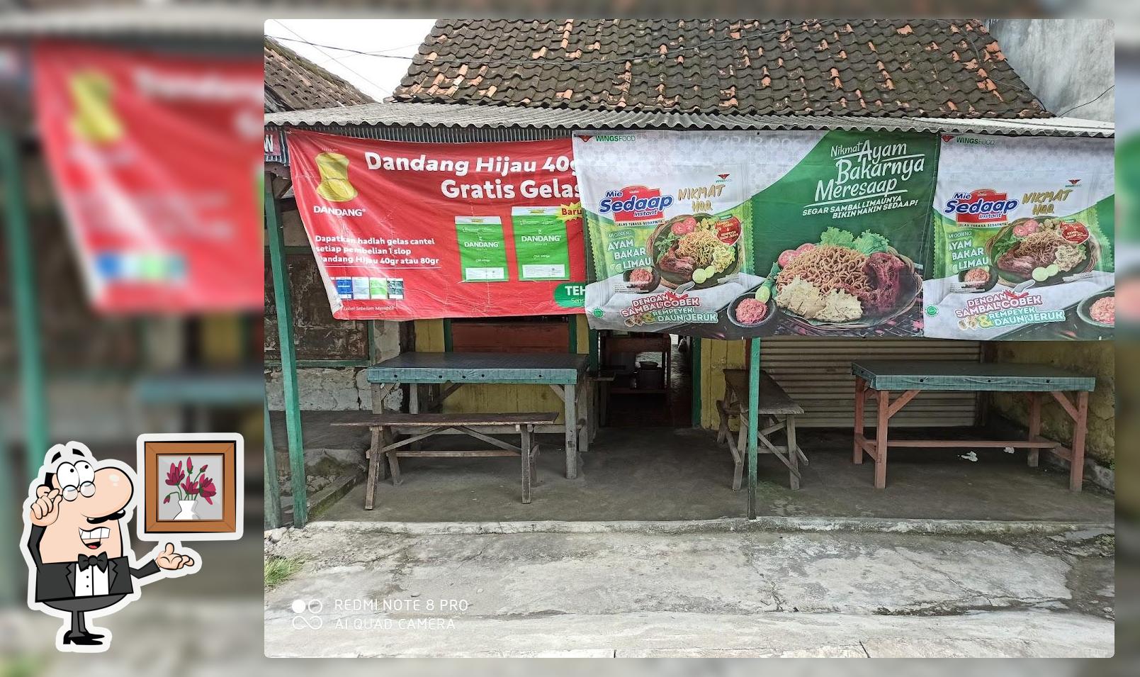 Warung pecel (Mbak Lis)