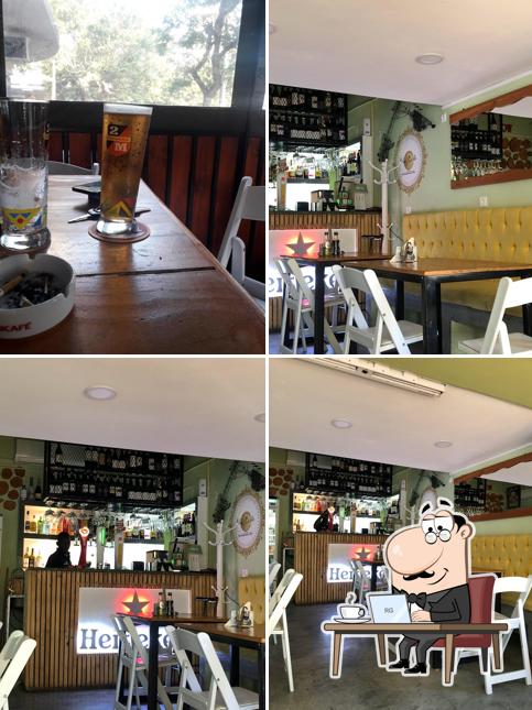 À La Carte Restaurante e Bar