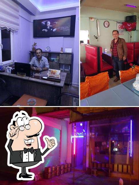 Reis'in Yeri Müzikhol