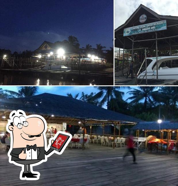 Kampoeng Kelong Seafood Restaurant