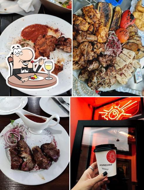 Еда в "Хижине"