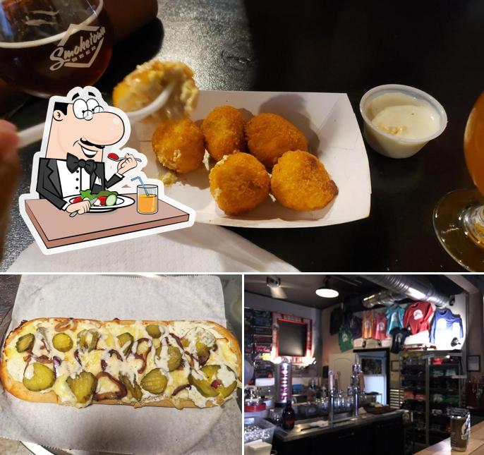 Это снимок, где изображены еда и вино в Smoketown Brewing
