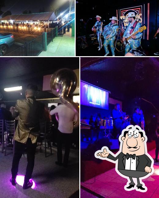 Traviezos Antro Bar & Grill