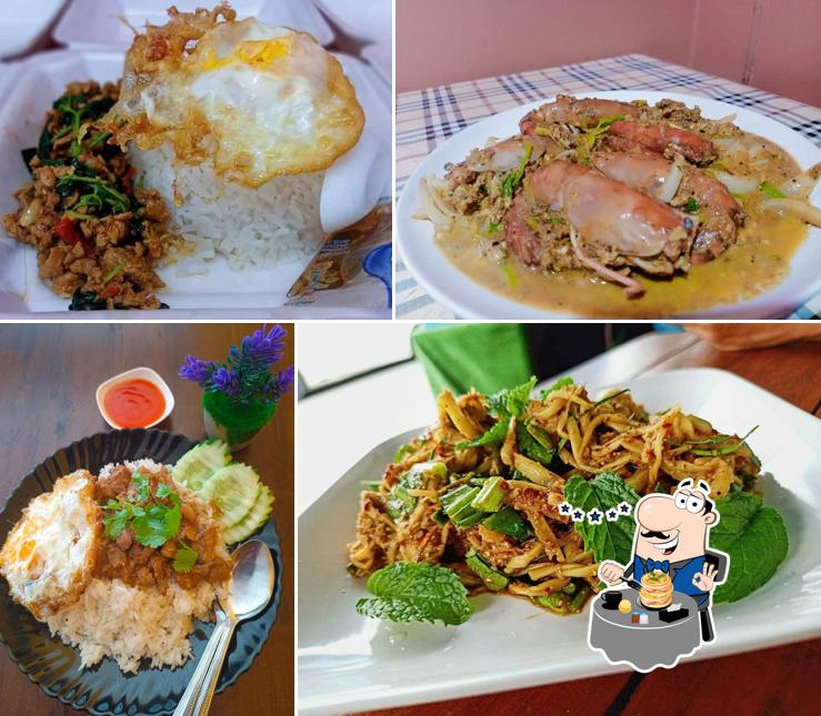 ร้านแอ่นแอ๊น อาหารตามสั่ง