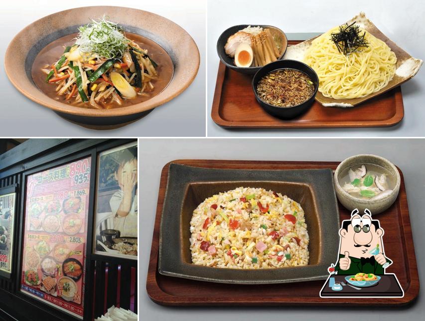 五味八珍 伝法店