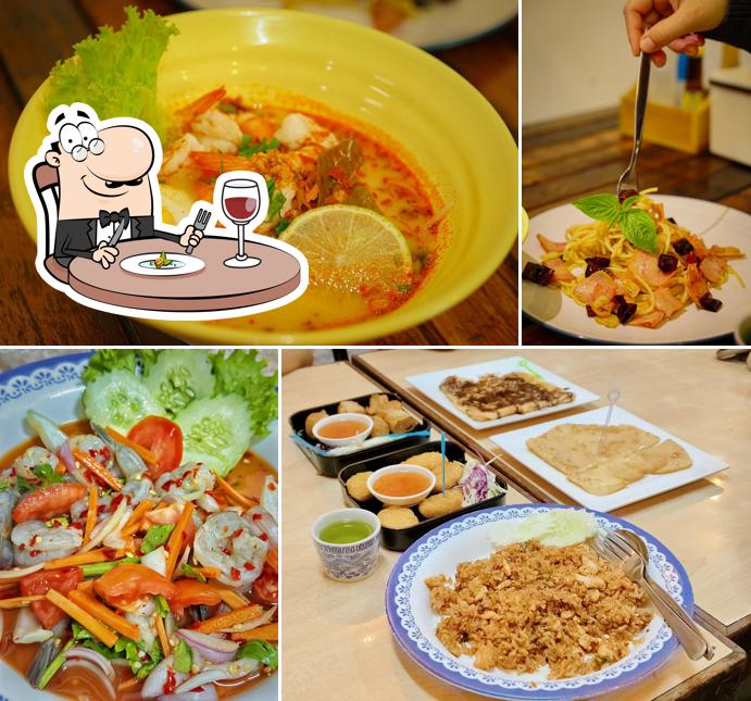 ร้านน้ำชาเดชา โรตี ชาชัก สาขา6 ปลายแหลม-บางรักษ์ RotiDecha ( Pancake Near me )