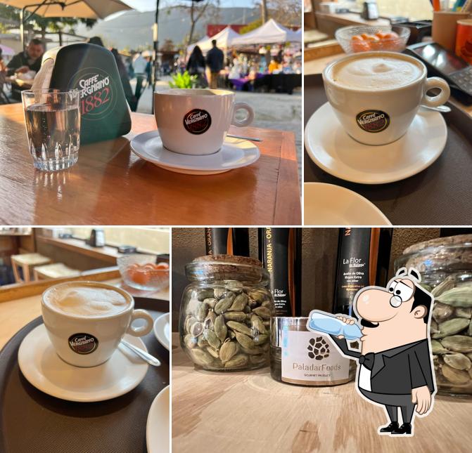 Ova Café Lounge