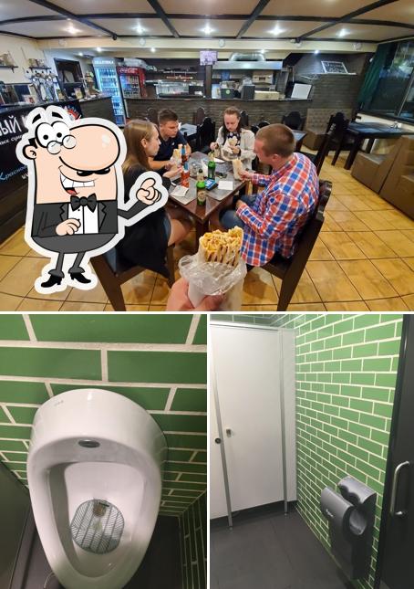 Забронируйте столик в "Бургере кинг"