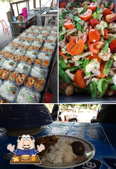 ร้านข้าวแกงริมบึง