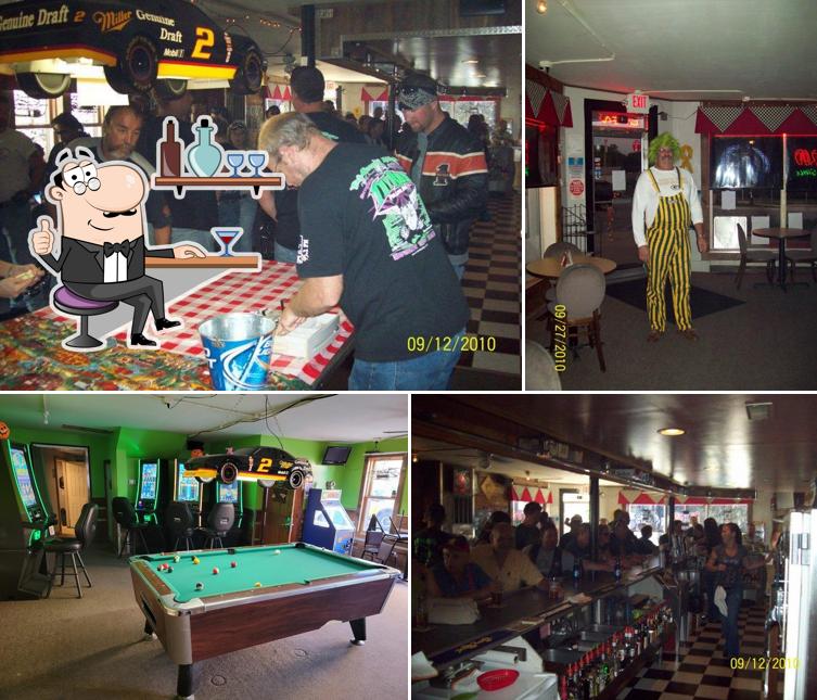 Hot Rods Bar-N-Grill