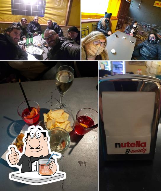 Van Gogh Cafe