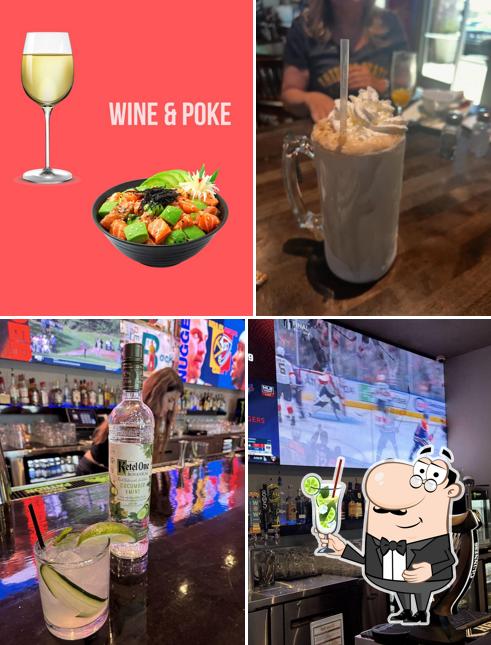 Driftwoods Restaurant & Sports Grill