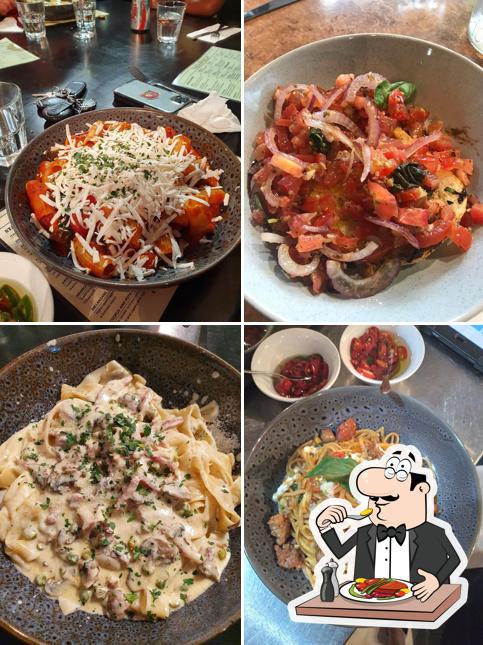 Zuccaro Trattoria Pizza Bar