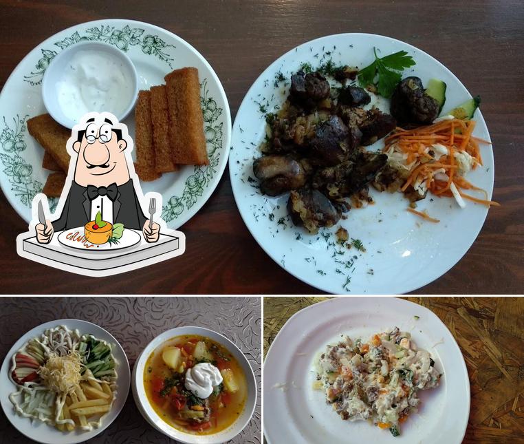 Блюда в "Шашлычном дворике"