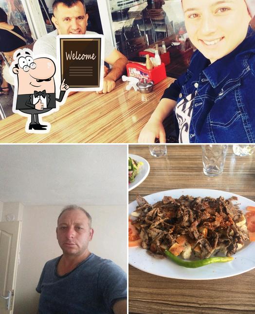 Kendine Özgü Döner Salonu