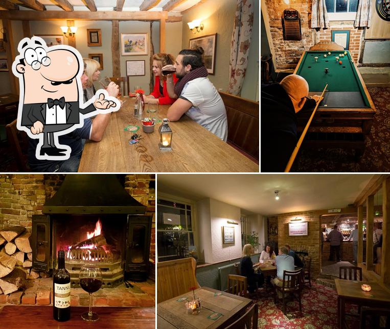 The Rose And Crown