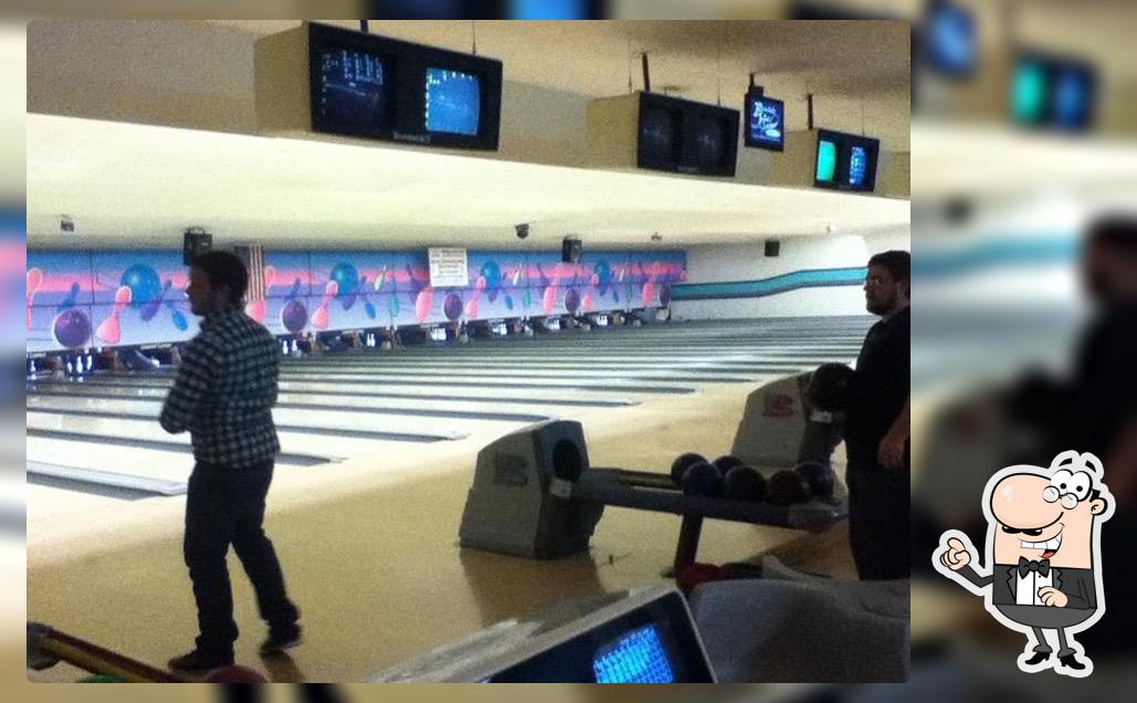 Lowell Lanes