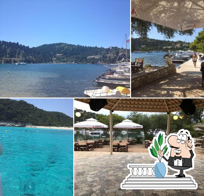 Taverna Moganissi - Paxos