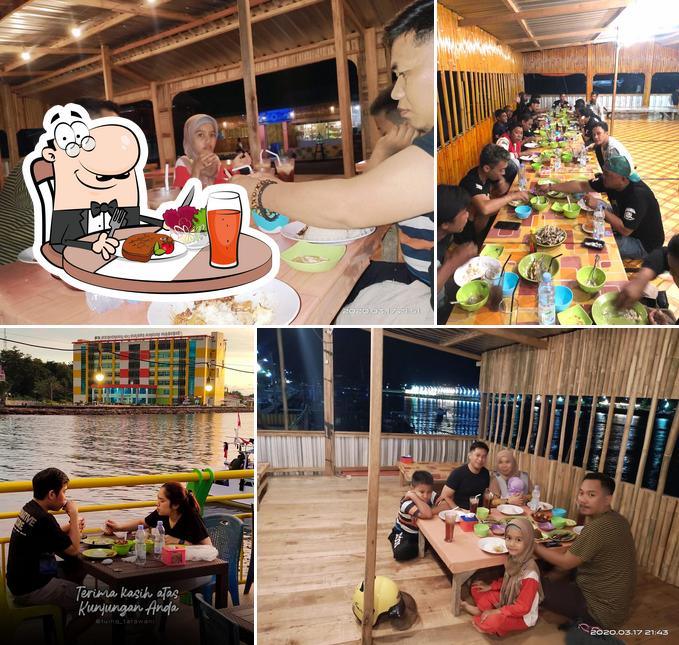 Warung Ikan Terbang Bakar