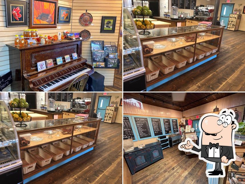 Innominate Coffeehouse & Bakery