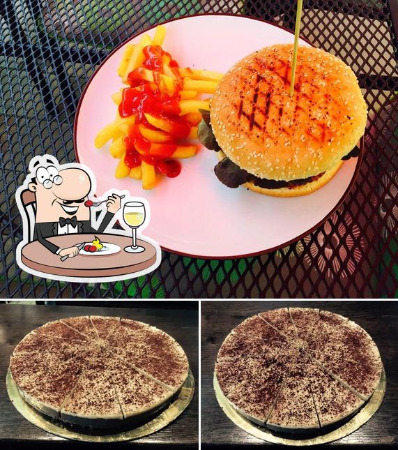 SASS Café & Bar