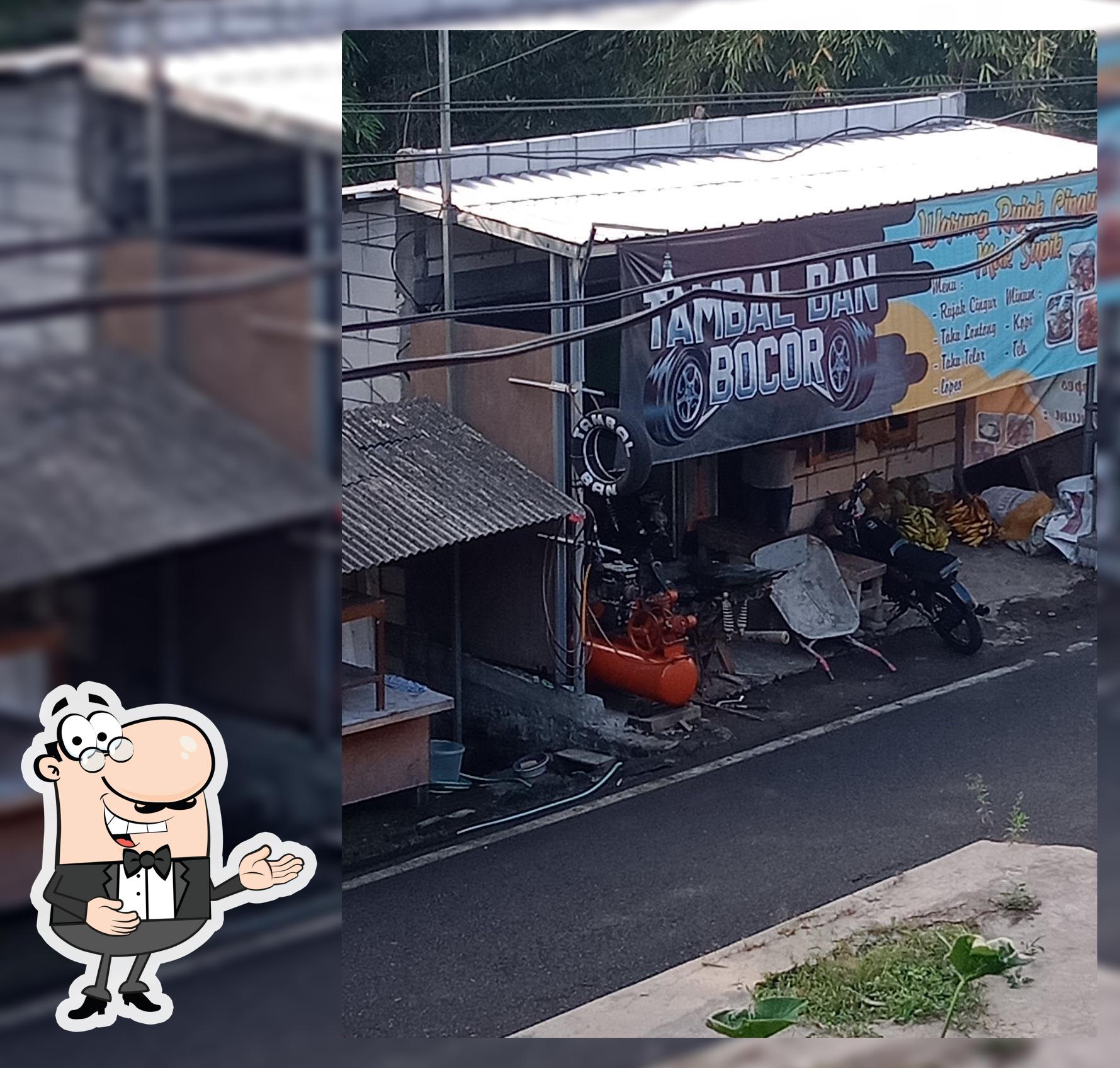 Warung Bu Narmiatun