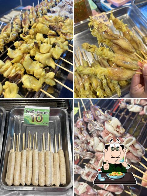 ปลาหมึกย่าง ร้านหมึกซิ่ง น้ำจิ้มซีฟู๊ดมะนาวแท้ 100%