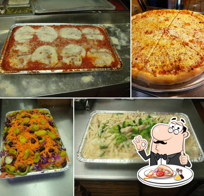 Alfredos Italian Kitchen/ LYNN