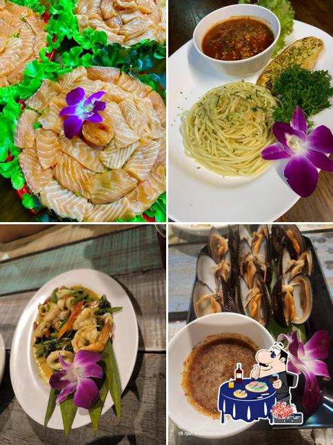 ร้านท่าฉลอง(Tha Chalong Restaurant)