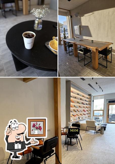 Sculpture Café