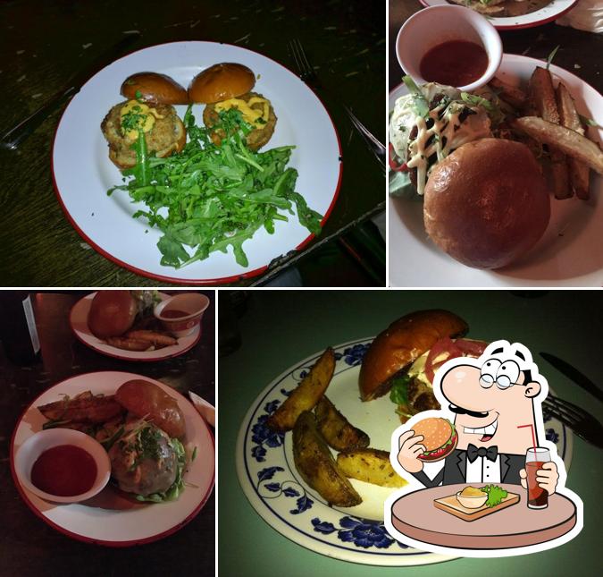 Delux Cafe