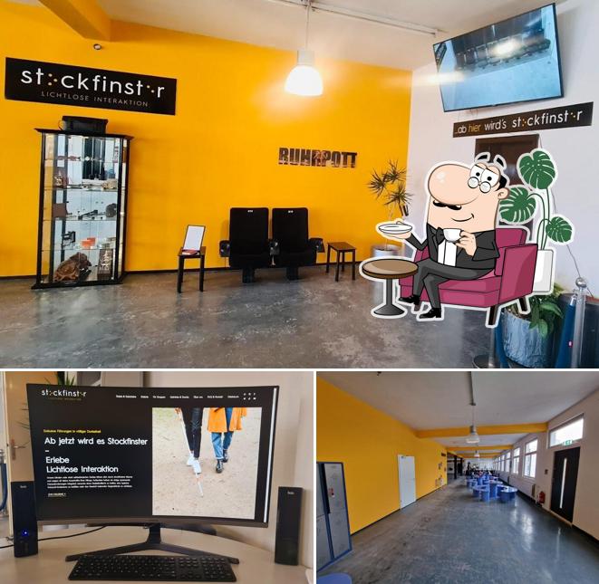 Erlebniswelt Stockfinster - Dunkelrestaurant & Erlebnisführungen in absoluter Dunkelheit