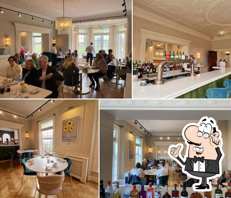 Montgomery's Bar - Restaurant