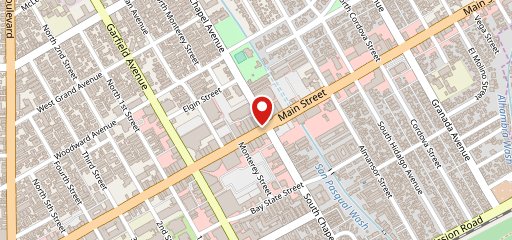 Q Bar and Grill на карте