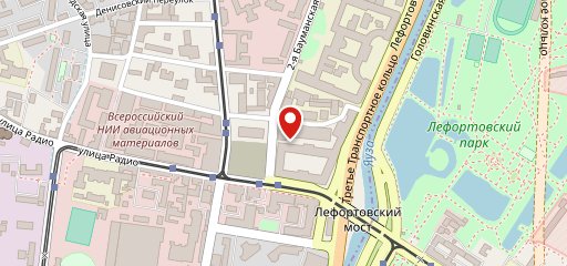 Человек и пароход на карте