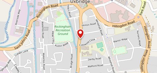 Four Feathers Uxbridge на карте