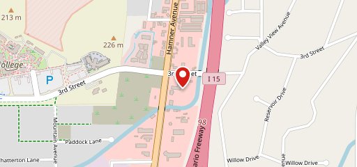 Crusty's Pizza на карте