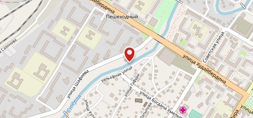 На набережной на карте