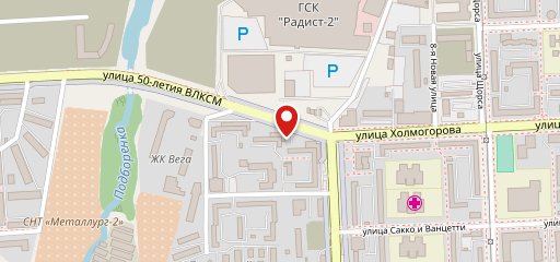 Нино играет в домино на карте