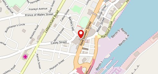 Pinnacle Restaurant & Lounge на карте