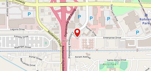 Quincy's Pub & Cafe на карте