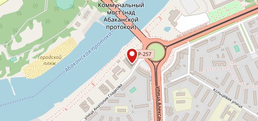 Турист на карте