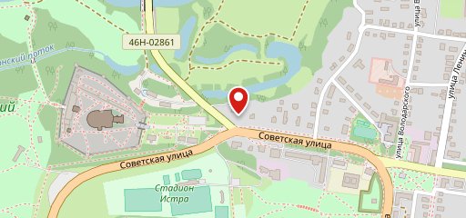 Трапезная у государева дворца на карте