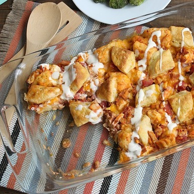 Запеканка с беконом и курицей