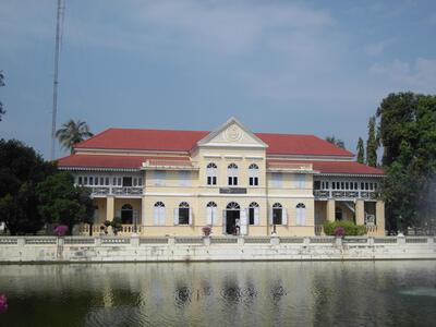 Бан Лен